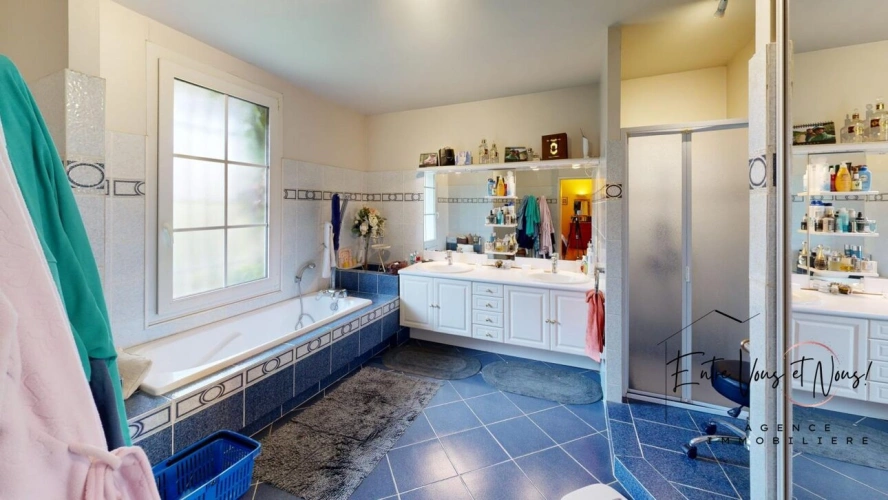 Photos 10 - Prestige - Propriété de charme, 376m2, 6ch sur 9ha à Bazas!