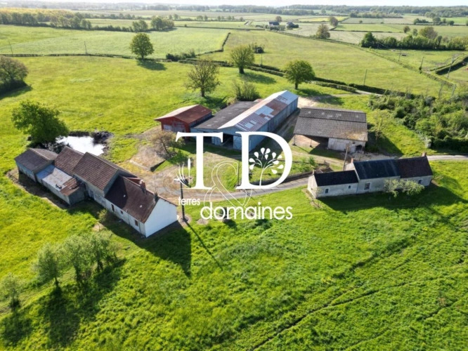 Photos 1 - Équestre - Petite ferme en Brenne sur 08 hectares 79 ares
