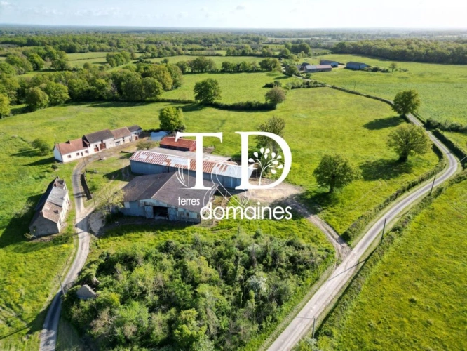 Photos 2 - Équestre - Petite ferme en Brenne sur 08 hectares 79 ares
