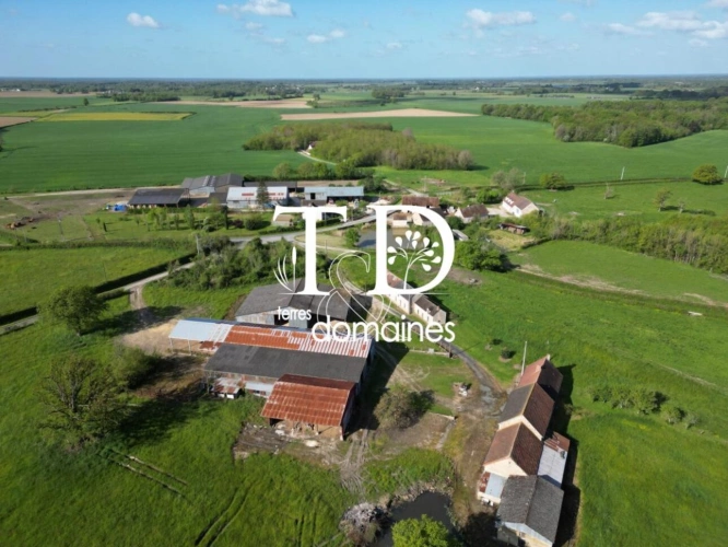 Photos 7 - Équestre - Petite ferme en Brenne sur 08 hectares 79 ares