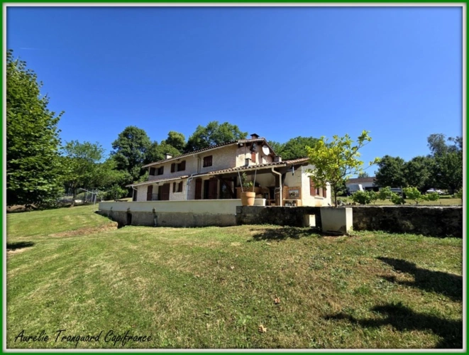 Photos 7 - Prestige - Propriété d'exception à vendre 7 pièces BRIZAMBOURG (17) avec vie de plain-pied, terrain de tennis, piscine- TERRAIN DE + 14300m² AVEC ETANG