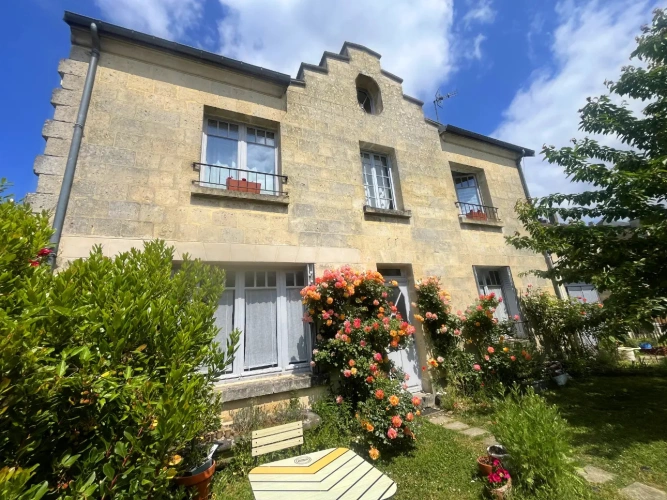 Photos 1 - Touristique - COUCY LE CHATEAU AUFFRIQUE, proche SOISSONS, MAISON D’HÔTES - 5 pièces - 190,49m²