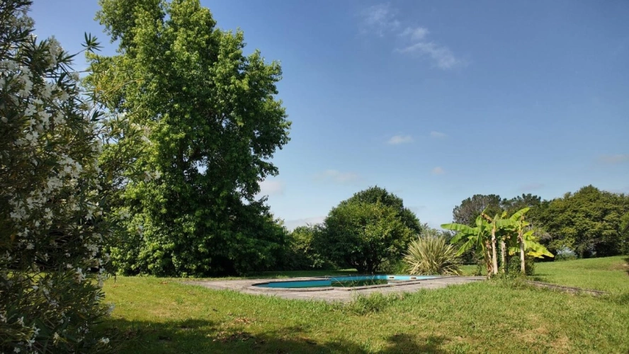 Photos 3 - Prestigious - Character property