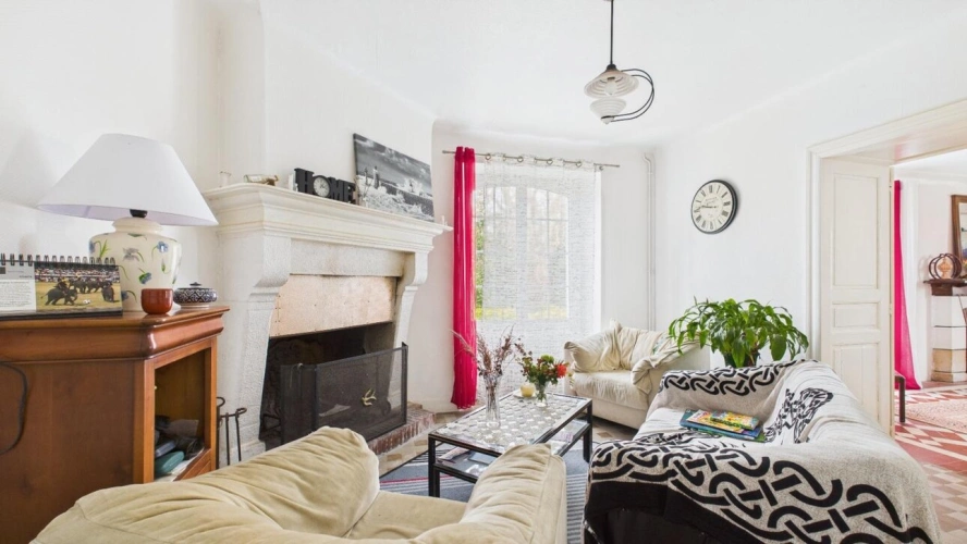 Photos 6 - Prestigious - Character property