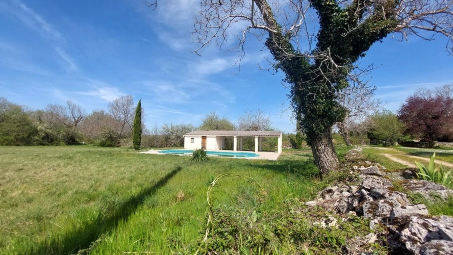 Photos 3 - Tourist - House