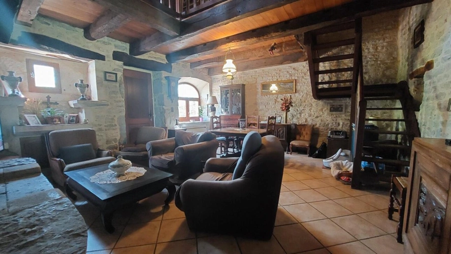 Photos 7 - Tourist - House