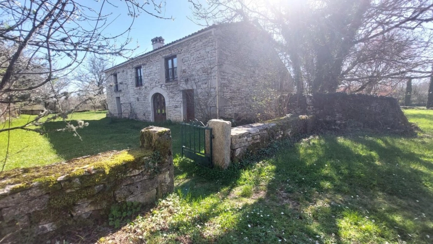 Photos 8 - Tourist - House