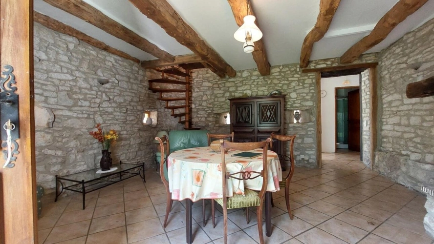 Photos 12 - Tourist - House