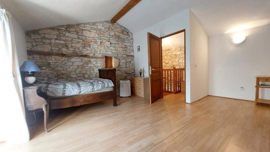 Photos 14 - Tourist - House