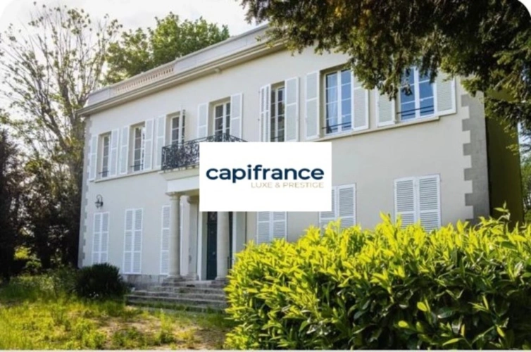 Photos 12 - Prestige - Propriété d’exception néo classique de 1780, en pierre sur parc arboré avec piscine à Maison-Rouge-en-Brie