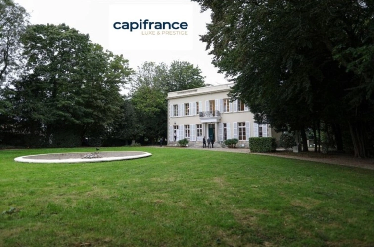 Photos 2 - Prestige - Propriété d’exception néo classique de 1780, en pierre sur parc arboré avec piscine à Maison-Rouge-en-Brie