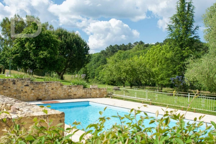 Photos 3 - Équestre - Maison de campagne avec piscine, gîte et grange sur 5 ha