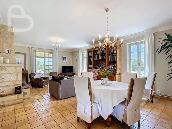 Photos 14 - Équestre - Maison de campagne avec piscine, gîte et grange sur 5 ha