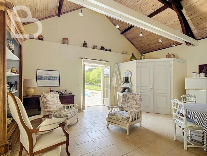 Photos 26 - Équestre - Maison de campagne avec piscine, gîte et grange sur 5 ha