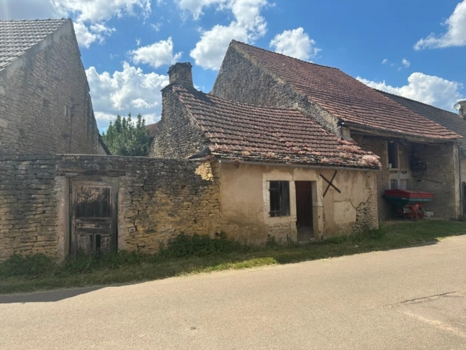 Photos 3 - Touristique - Petitemaison avec grange et jardin proche de POUILLY EN AUXOIS (21)