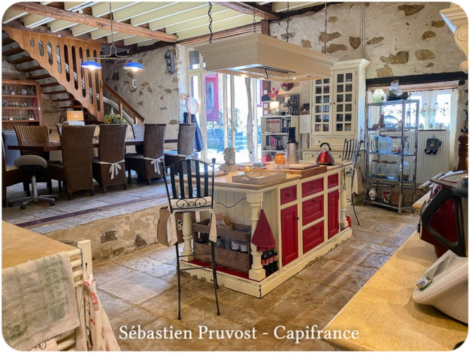 Photos 6 - Prestige - Dpt Dordogne (24), à vendre 11 pièces SARRAZAC (24) propriété P11 325M2, terrain 22200m2, dépendance, piscine