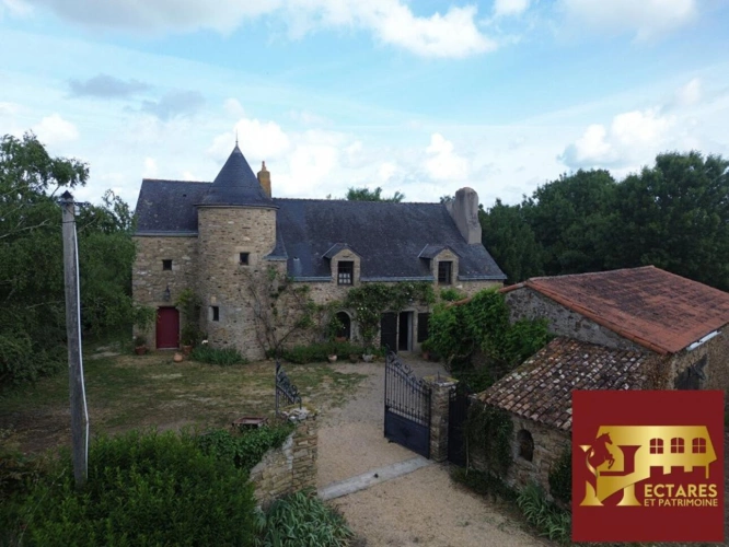 Photos 3 - Équestre - Propriété équestre 2,5 hectares 230 m2 dépendances