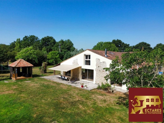 Photos 2 - Équestre - Propriété équestre, 220 m2, 6 chambres, 3,5 hectares avec carrière