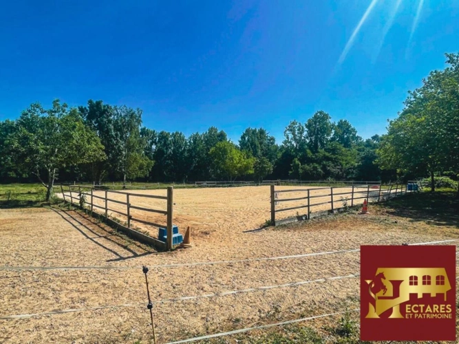 Photos 3 - Équestre - Propriété équestre, 220 m2, 6 chambres, 3,5 hectares avec carrière