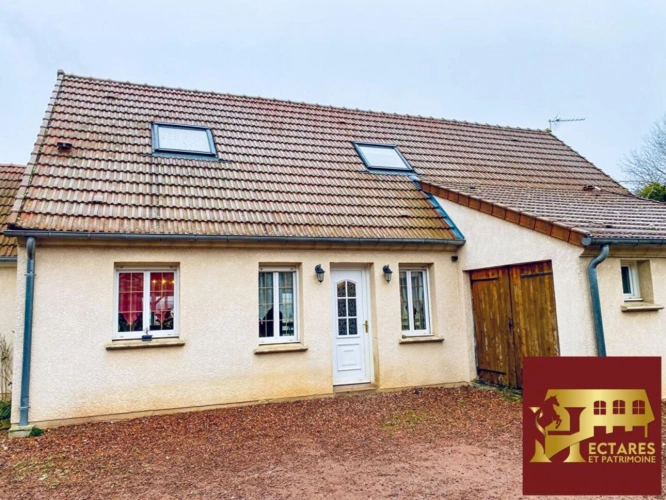 Photos 1 - Équestre - Maison avec terrain de 8000m2 !