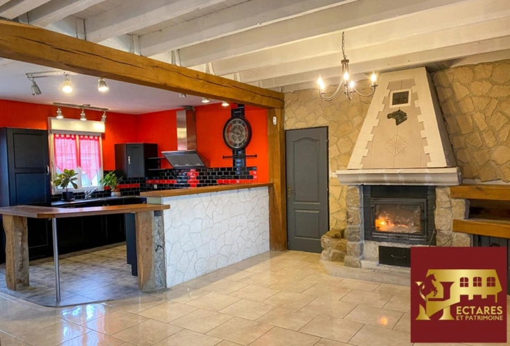 Photos 2 - Équestre - Maison avec terrain de 8000m2 !