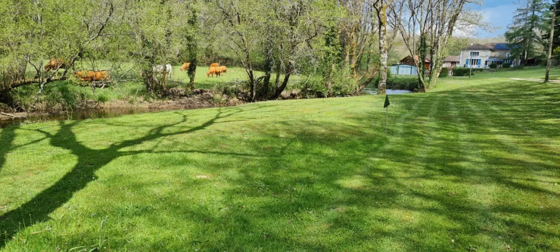 Photos 2 - Touristique - GITES AU COEUR DU PARC REGIONAL DU PERIGORD SUR 6 HA