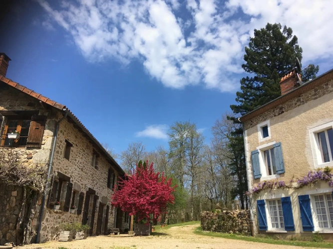 Photos 4 - Touristique - GITES AU COEUR DU PARC REGIONAL DU PERIGORD SUR 6 HA