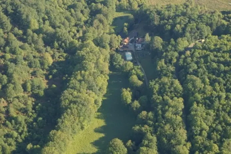 Photos 11 - Touristique - GITES AU COEUR DU PARC REGIONAL DU PERIGORD SUR 6 HA