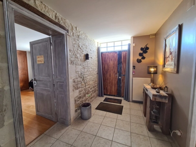 Photos 3 - Prestige - Le charme de l'ancien avec une qualité de confort au quotidien
