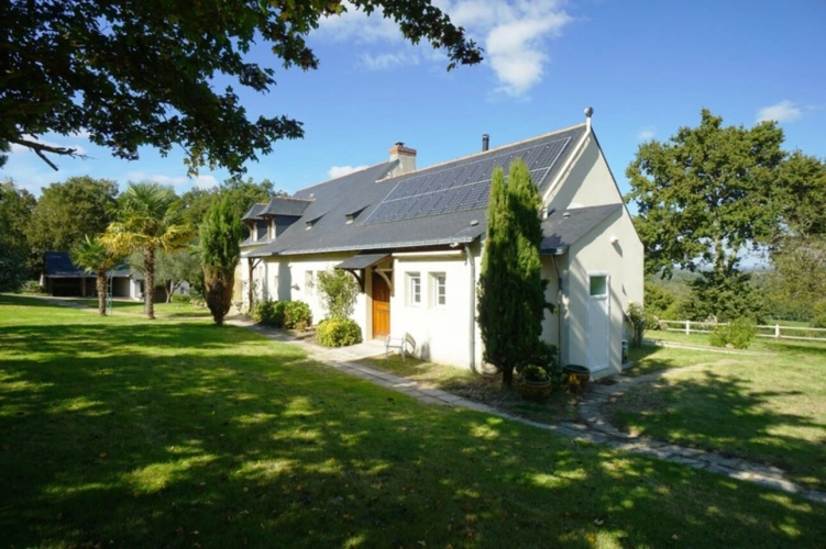 Photos 2 - Prestige - Propriété d'exception avec vue panoramique et calme absolu, proche de SAUMUR