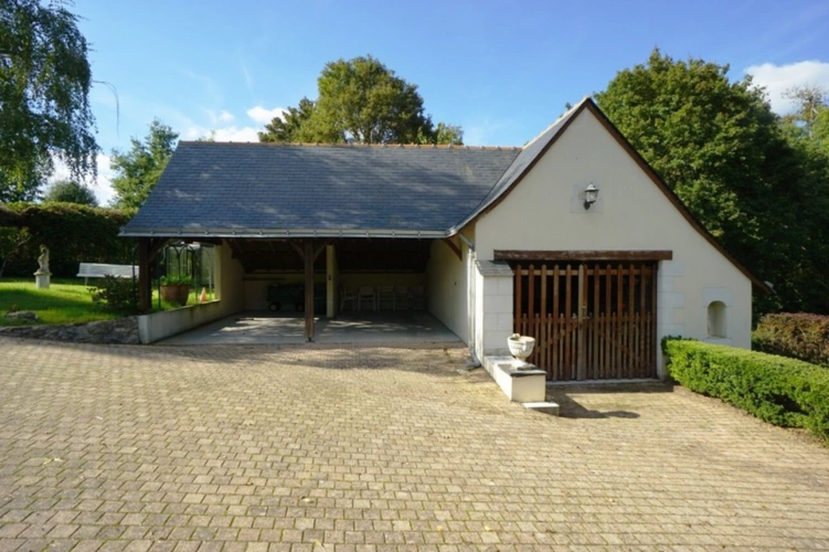 Photos 3 - Prestige - Propriété d'exception avec vue panoramique et calme absolu, proche de SAUMUR