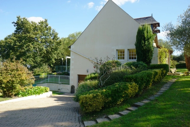 Photos 4 - Prestige - Propriété d'exception avec vue panoramique et calme absolu, proche de SAUMUR