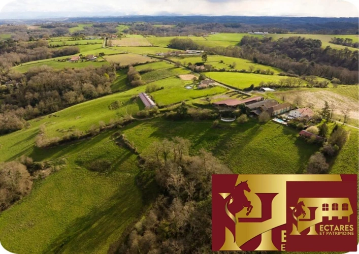 Photos 9 - Équestre - Propriété équestre avec Gîtes possibles 17 Hectares