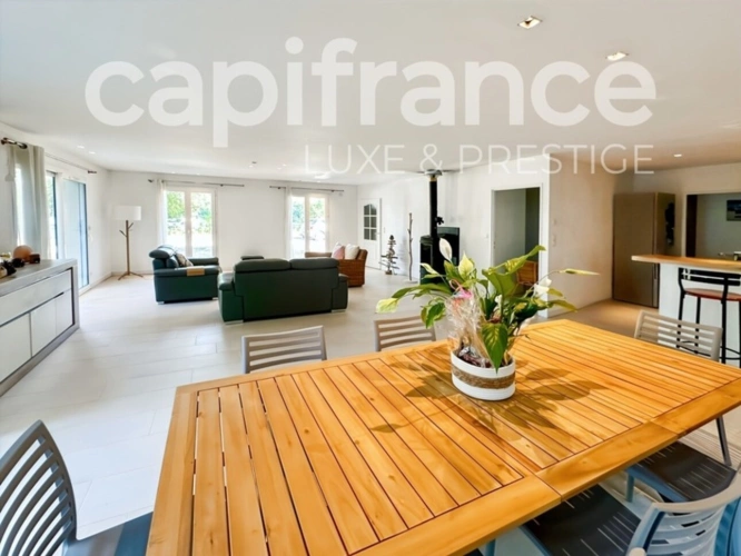 Photos 12 - Forestière - Propriété Naturel de Loisirs avec Maison d'habitation ,Chalets et Lac sur plus de 7 hectares entièrement clos