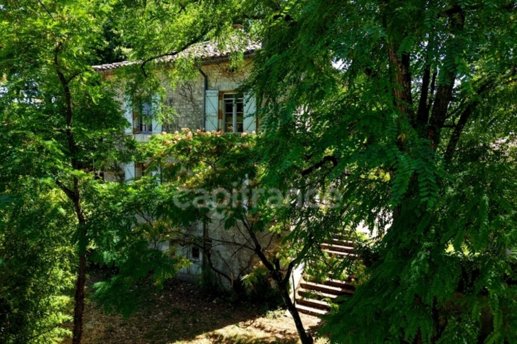 Photos 4 - Prestige - Propriété de charme au coeur d'un écrin de verdure bucolique (8 pièces, 5 chambres, 225 m2)