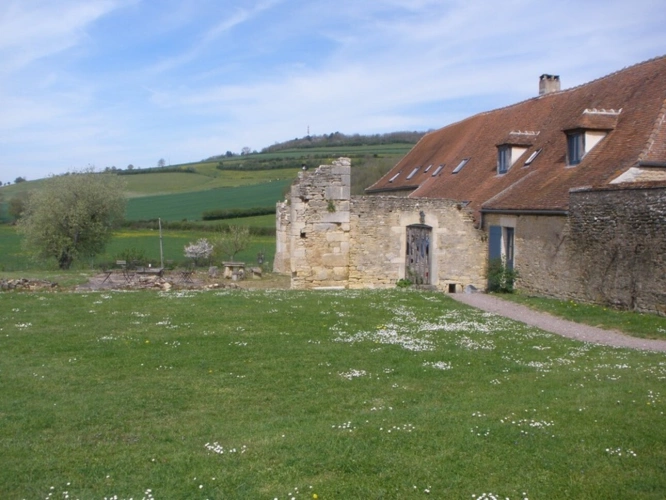 Photos 13 - Touristique - Propriété à proche de PRECY SOUS THIL (21)