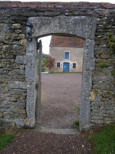 Photos 18 - Touristique - Propriété à proche de PRECY SOUS THIL (21)