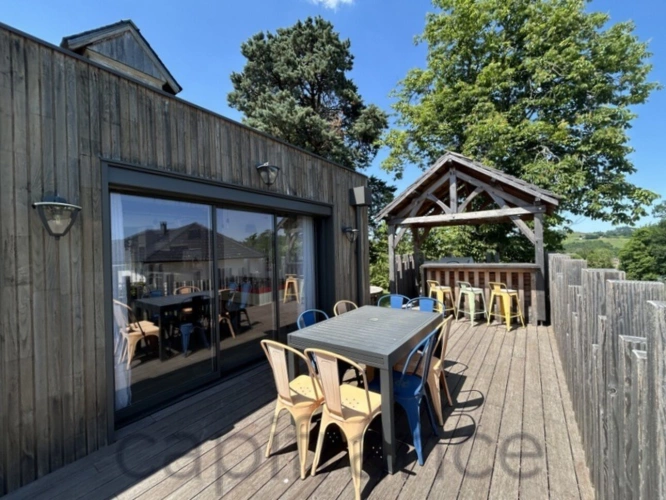 Photos 40 - Touristique - Ensemble de propriété - 3 maisons restaurées et une vaste grange secteur Lanteuil