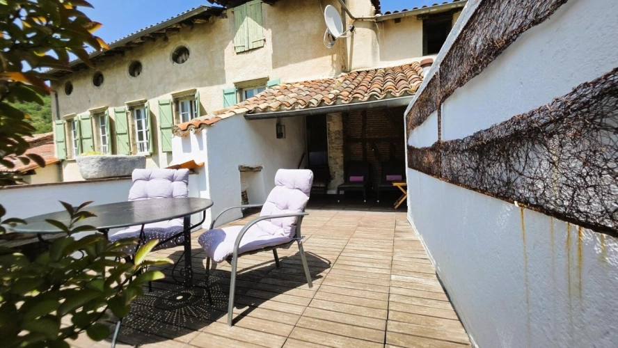 Photos 11 - Prestigious - Character property