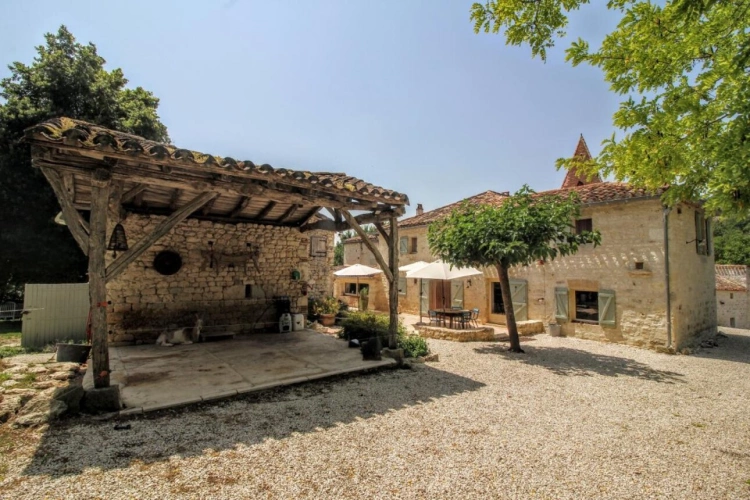 Photos 4 - Prestige - Corps de ferme