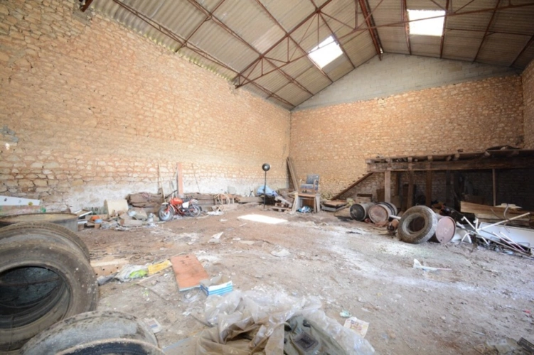 Photos 3 - Touristique - Maison à vendre 1 pièce proche de LA ROCHEFOUCAULD EN ANGOUMOIS (16)