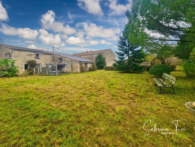 Photos 2 - Touristique - Propriété à vendre 7 pièces SAINT MEDARD D'AUNIS (17)