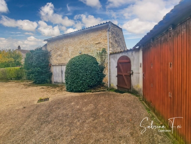 Photos 3 - Touristique - Propriété à vendre 7 pièces SAINT MEDARD D'AUNIS (17)