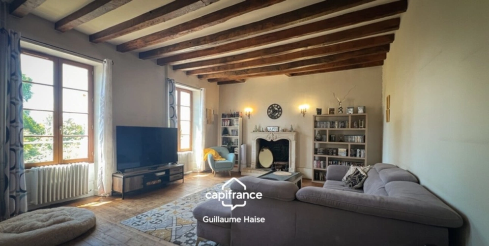 Photos 2 - Touristique - Propriete de 18 pièces à vendre à VATAN (36)