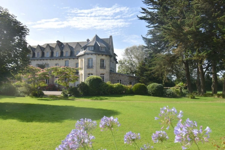 Photos 26 - Prestige - MAGNIFIQUE CHÂTEAU DE BORD DE MER, AVEC SES DÉPENDANCES, SUR 1