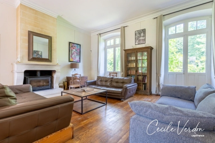 Photos 14 - Prestige - Propriété à vendre 10 pièces, 284 m2 BELEYMAS (24) 15 min de Bergerac – Propriété de charme du XIXe siècle avec dépendances, piscine et potentiel d’accueil sur 8 500 m²