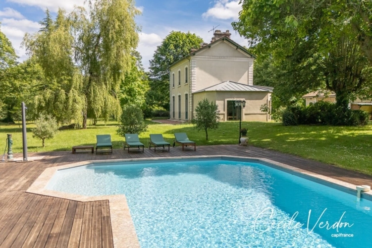 Photos 26 - Prestige - Propriété à vendre 10 pièces, 284 m2 BELEYMAS (24) 15 min de Bergerac – Propriété de charme du XIXe siècle avec dépendances, piscine et potentiel d’accueil sur 8 500 m²