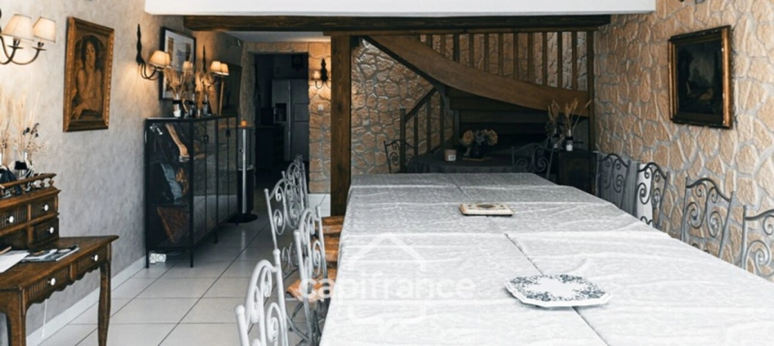 Photos 37 - Équestre - Propriété à vendre SAINT HILAIRE ( allier) comprenant une maison et un gite sur un parc de 23433 m²