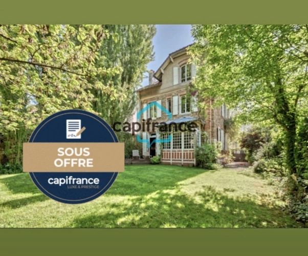 Photos 1 - Prestige - Demeure de charme, à vendre, 9 pièces NOGENT SUR MARNE (94), aux abords du Bois de Vincennes