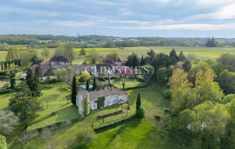 Photos 2 - Prestige - Dordogne-ouest, propriété pleine de charme à vendre